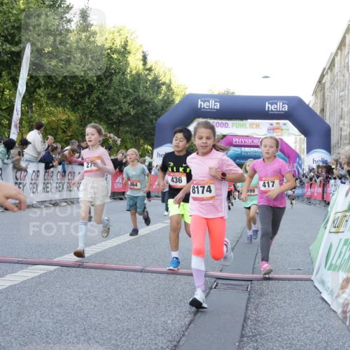 06.09.2026 - CURREX Alsterlauf Yannick Fuchs http://msf.ph/oto/10228625 06.09.2026 10:54:16 Ziel 206, 238, 258, 264, 270, 276, 283, 300, 312, 347, 365, 399, 416, 417, 431, 436, 440, 444, 446, 449, 455, 8087, 8113, 8174, 8253 meine-sportfotos.de