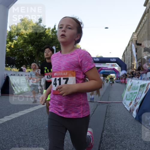 06.09.2026 - CURREX Alsterlauf Yannick Fuchs http://msf.ph/oto/10228633 06.09.2026 10:54:18 Ziel 206, 238, 239, 258, 264, 270, 276, 278, 283, 284, 285, 300, 347, 365, 372, 399, 417, 431, 436, 440, 444, 449, 8087, 8113, 8174 meine-sportfotos.de