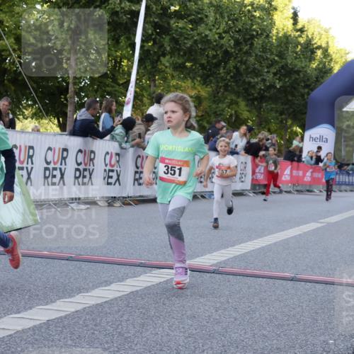 06.09.2026 - CURREX Alsterlauf Yannick Fuchs http://msf.ph/oto/10228683 06.09.2026 10:54:35 Ziel 162, 212, 267, 297, 326, 333, 343, 351, 361, 367, 456, 8343 meine-sportfotos.de