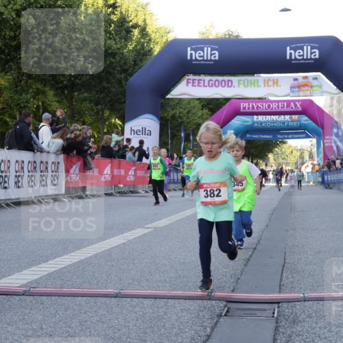 06.09.2026 - CURREX Alsterlauf Yannick Fuchs http://msf.ph/oto/10228712 06.09.2026 10:54:44 Ziel 212, 228, 229, 267, 328, 340, 345, 359, 382, 457 meine-sportfotos.de