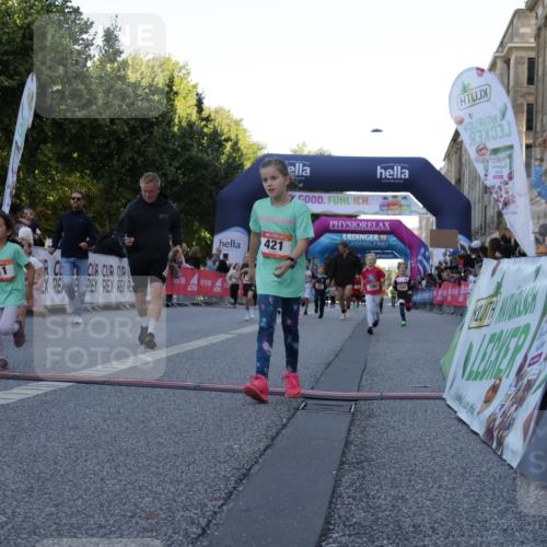 06.09.2026 - CURREX Alsterlauf Yannick Fuchs http://msf.ph/oto/10228763 06.09.2026 10:55:13 Ziel 163, 167, 194, 224, 261, 262, 294, 327, 339, 393, 411, 421, 8067, 8342 meine-sportfotos.de