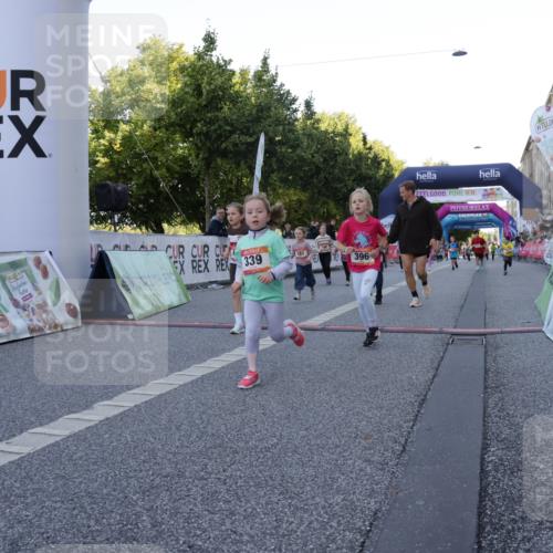 06.09.2026 - CURREX Alsterlauf Yannick Fuchs http://msf.ph/oto/10228780 06.09.2026 10:55:18 Ziel 163, 167, 181, 194, 198, 199, 242, 291, 339, 396, 411, 421, 439, 441, 8067, 8342 meine-sportfotos.de
