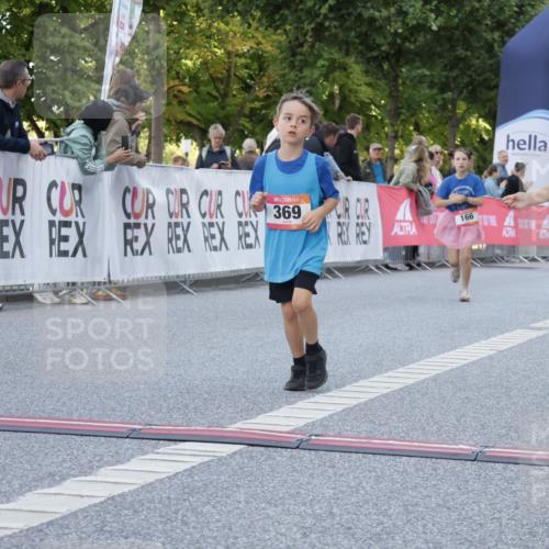 06.09.2026 - CURREX Alsterlauf Yannick Fuchs http://msf.ph/oto/10228799 06.09.2026 10:55:26 Ziel 156, 181, 198, 199, 232, 242, 291, 368, 369, 396, 435, 439, 441 meine-sportfotos.de
