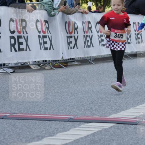06.09.2026 - CURREX Alsterlauf Yannick Fuchs http://msf.ph/oto/10228814 06.09.2026 10:55:35 Ziel 166, 220, 295, 305, 344, 369, 435, 8169 meine-sportfotos.de
