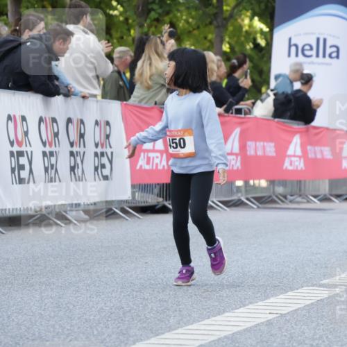 06.09.2026 - CURREX Alsterlauf Yannick Fuchs http://msf.ph/oto/10228863 06.09.2026 10:56:11 Ziel 152, 450 meine-sportfotos.de