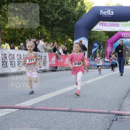 06.09.2026 - CURREX Alsterlauf Yannick Fuchs http://msf.ph/oto/10228870 06.09.2026 10:56:15 Ziel 152, 271, 450, 8168 meine-sportfotos.de