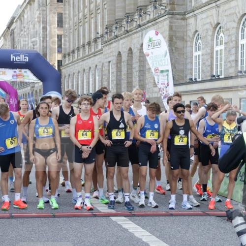 06.09.2026 - CURREX Alsterlauf Yannick Fuchs http://msf.ph/oto/10228891 06.09.2026 11:00:12 Ziel  meine-sportfotos.de