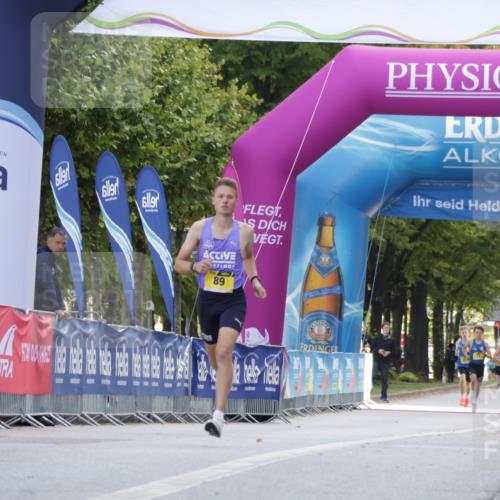 06.09.2026 - CURREX Alsterlauf Yannick Fuchs http://msf.ph/oto/10228897 06.09.2026 11:03:42 Ziel 89 meine-sportfotos.de
