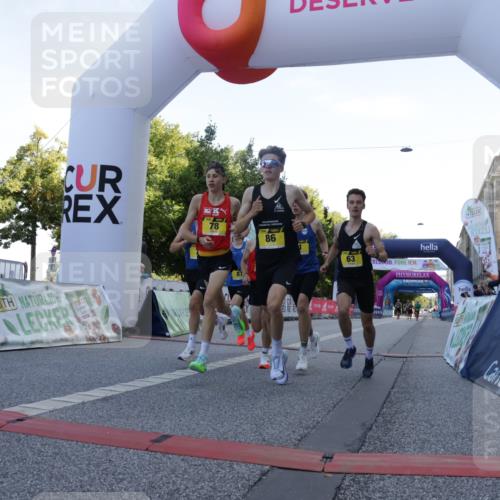 06.09.2026 - CURREX Alsterlauf Yannick Fuchs http://msf.ph/oto/10228925 06.09.2026 11:03:59 Ziel 63, 64, 71, 75, 78, 86, 87 meine-sportfotos.de