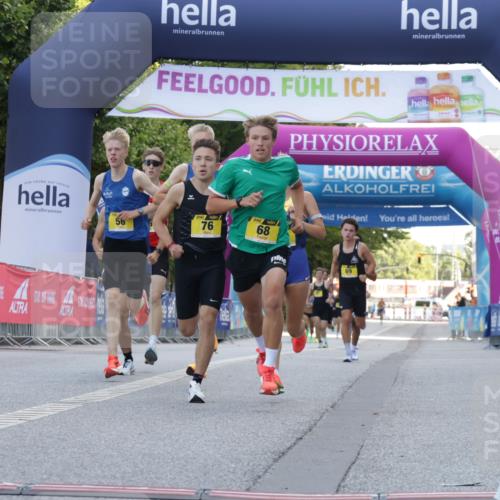 06.09.2026 - CURREX Alsterlauf Yannick Fuchs http://msf.ph/oto/10228930 06.09.2026 11:04:06 Ziel 55, 56, 63, 64, 66, 68, 71, 75, 76, 78, 81, 86, 87, 90 meine-sportfotos.de