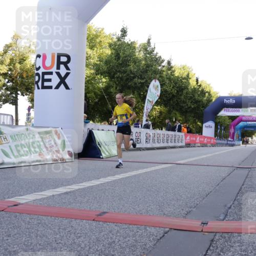 06.09.2026 - CURREX Alsterlauf Yannick Fuchs http://msf.ph/oto/10228990 06.09.2026 11:04:32 Ziel 70, 79, 80 meine-sportfotos.de