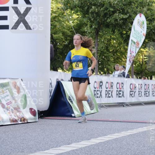 06.09.2026 - CURREX Alsterlauf Yannick Fuchs http://msf.ph/oto/10228999 06.09.2026 11:05:04 Ziel 82 meine-sportfotos.de