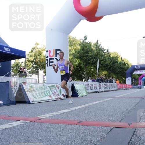 06.09.2026 - CURREX Alsterlauf Yannick Fuchs http://msf.ph/oto/10229004 06.09.2026 11:06:41 Ziel 89 meine-sportfotos.de