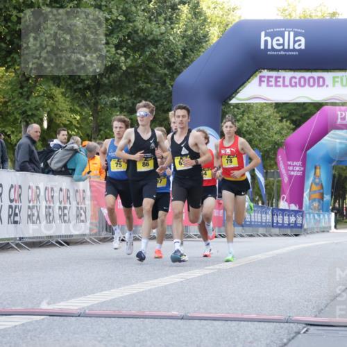 06.09.2026 - CURREX Alsterlauf Yannick Fuchs http://msf.ph/oto/10229014 06.09.2026 11:07:05 Ziel 63, 64, 71, 75, 78, 86, 87 meine-sportfotos.de