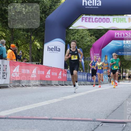 06.09.2026 - CURREX Alsterlauf Yannick Fuchs http://msf.ph/oto/10229029 06.09.2026 11:07:17 Ziel 76 meine-sportfotos.de