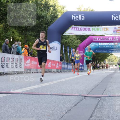 06.09.2026 - CURREX Alsterlauf Yannick Fuchs http://msf.ph/oto/10229033 06.09.2026 11:07:19 Ziel 68, 76 meine-sportfotos.de