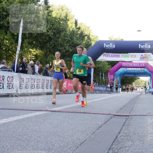 06.09.2026 - CURREX Alsterlauf Yannick Fuchs http://msf.ph/oto/10229039 06.09.2026 11:07:23 Ziel 56, 66, 68, 76, 81 meine-sportfotos.de