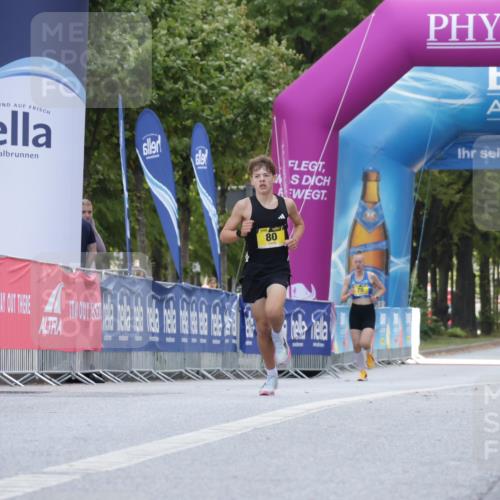 06.09.2026 - CURREX Alsterlauf Yannick Fuchs http://msf.ph/oto/10229088 06.09.2026 11:08:07 Ziel  meine-sportfotos.de