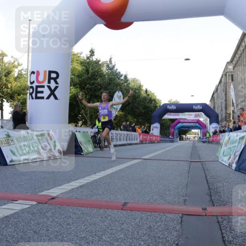 06.09.2026 - CURREX Alsterlauf Yannick Fuchs http://msf.ph/oto/10229124 06.09.2026 11:15:29 Ziel 83, 88, 89 meine-sportfotos.de