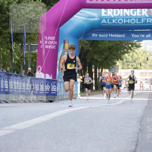 06.09.2026 - CURREX Alsterlauf Yannick Fuchs http://msf.ph/oto/10229133 06.09.2026 11:16:03 Ziel  meine-sportfotos.de