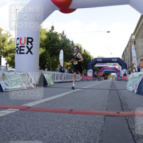 06.09.2026 - CURREX Alsterlauf Yannick Fuchs http://msf.ph/oto/10229152 06.09.2026 11:16:13 Ziel 71, 78, 80, 86 meine-sportfotos.de