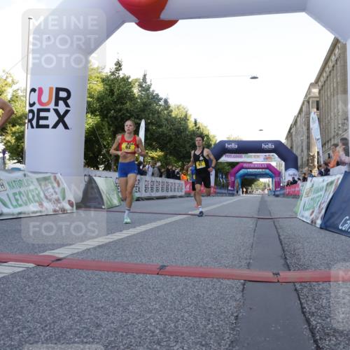 06.09.2026 - CURREX Alsterlauf Yannick Fuchs http://msf.ph/oto/10229169 06.09.2026 11:16:19 Ziel 62, 63, 70, 71, 78, 86, 87 meine-sportfotos.de