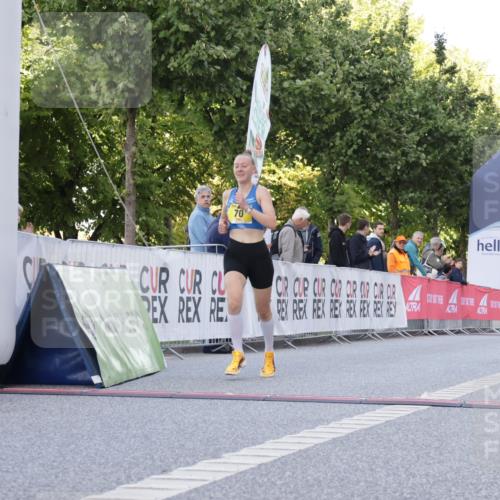 06.09.2026 - CURREX Alsterlauf Yannick Fuchs http://msf.ph/oto/10229177 06.09.2026 11:16:22 Ziel 62, 63, 70, 71, 78, 87 meine-sportfotos.de