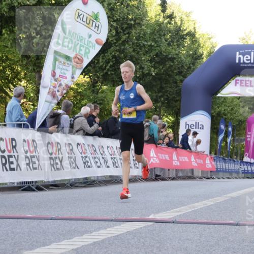 06.09.2026 - CURREX Alsterlauf Yannick Fuchs http://msf.ph/oto/10229259 06.09.2026 11:17:40 Ziel 56, 69 meine-sportfotos.de