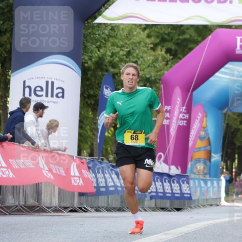 06.09.2026 - CURREX Alsterlauf Yannick Fuchs http://msf.ph/oto/10229264 06.09.2026 11:17:45 Ziel 56, 68 meine-sportfotos.de
