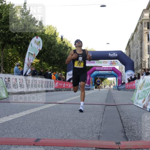 06.09.2026 - CURREX Alsterlauf Yannick Fuchs http://msf.ph/oto/10229292 06.09.2026 11:17:55 Ziel 51, 55, 67, 68, 72, 1074 meine-sportfotos.de