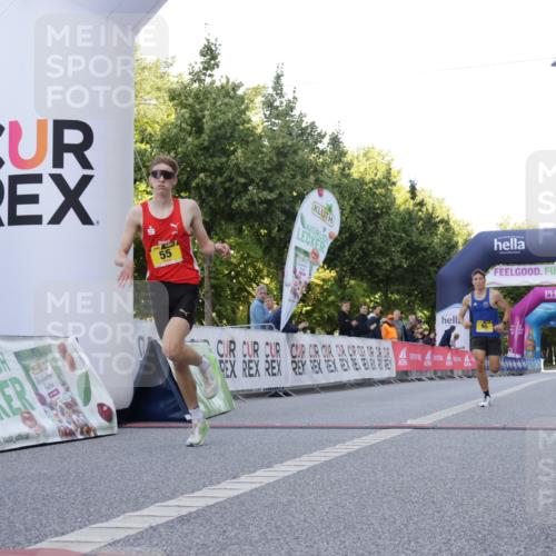 06.09.2026 - CURREX Alsterlauf Yannick Fuchs http://msf.ph/oto/10229303 06.09.2026 11:17:59 Ziel 55, 67, 72, 90, 1074 meine-sportfotos.de