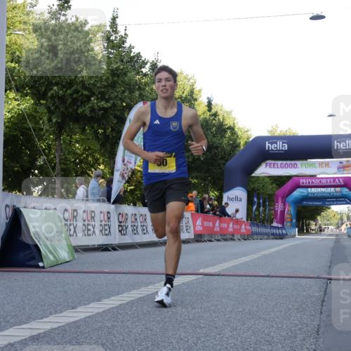 06.09.2026 - CURREX Alsterlauf Yannick Fuchs http://msf.ph/oto/10229305 06.09.2026 11:18:01 Ziel 55, 72, 90, 1074 meine-sportfotos.de
