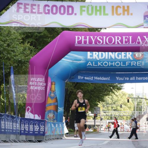 06.09.2026 - CURREX Alsterlauf Yannick Fuchs http://msf.ph/oto/10229366 06.09.2026 11:20:00 Ziel  meine-sportfotos.de