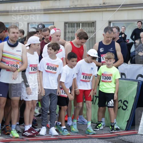 06.09.2026 - CURREX Alsterlauf Yannick Fuchs http://msf.ph/oto/10229402 06.09.2026 11:29:53 Ziel  meine-sportfotos.de