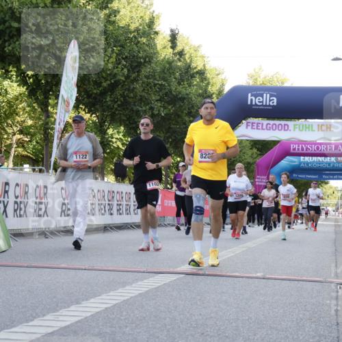 06.09.2026 - CURREX Alsterlauf Yannick Fuchs http://msf.ph/oto/10229471 06.09.2026 11:45:54 Ziel 1010, 1102, 1122, 1148, 1163, 1300, 1345, 1346, 5016, 8285 meine-sportfotos.de