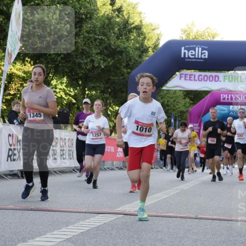 06.09.2026 - CURREX Alsterlauf Yannick Fuchs http://msf.ph/oto/10229478 06.09.2026 11:45:57 Ziel 1010, 1102, 1122, 1148, 1209, 1257, 1345, 1346, 3755, 8285, 8291 meine-sportfotos.de