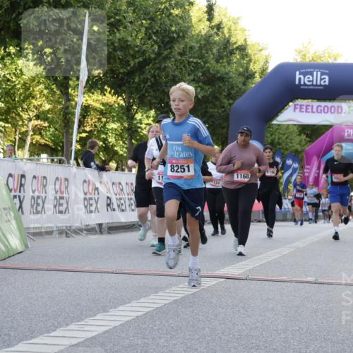 06.09.2026 - CURREX Alsterlauf Yannick Fuchs http://msf.ph/oto/10229500 06.09.2026 11:46:08 Ziel 1032, 1035, 1056, 1062, 1071, 1103, 1145, 1150, 1168, 1196, 1211, 1298, 1305, 1307, 3755, 8251, 8291, 8346 meine-sportfotos.de