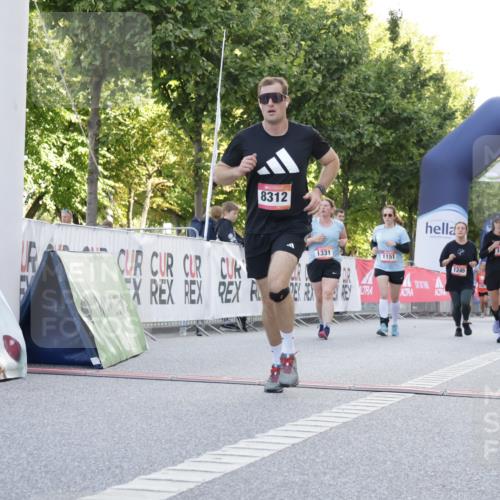 06.09.2026 - CURREX Alsterlauf Yannick Fuchs http://msf.ph/oto/10229529 06.09.2026 11:46:23 Ziel 1151, 1154, 1162, 1193, 1331, 8312 meine-sportfotos.de