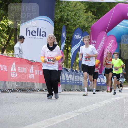06.09.2026 - CURREX Alsterlauf Yannick Fuchs http://msf.ph/oto/10229570 06.09.2026 11:46:58 Ziel 1075, 1109, 1110, 1131, 1173, 8016 meine-sportfotos.de