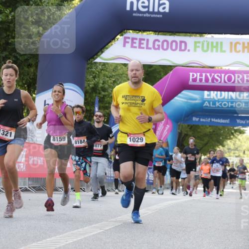06.09.2026 - CURREX Alsterlauf Yannick Fuchs http://msf.ph/oto/10229580 06.09.2026 11:47:13 Ziel 1001, 1029, 1046, 1321, 1343, 8159, 8184, 8208, 8335 meine-sportfotos.de