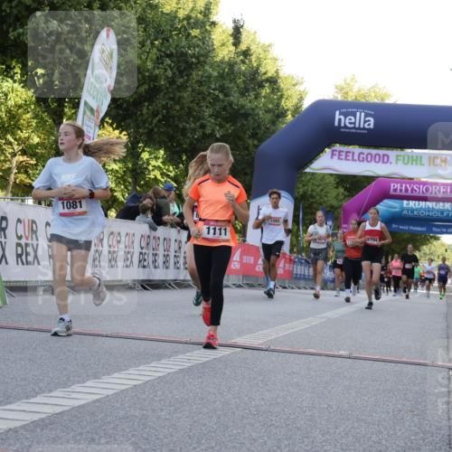 06.09.2026 - CURREX Alsterlauf Yannick Fuchs http://msf.ph/oto/10229588 06.09.2026 11:47:31 Ziel 1081, 1083, 1085, 1111, 1123, 1130, 1152, 1194, 1202, 1226, 1279, 1283, 1329, 8046, 8048, 8172, 8236, 8327 meine-sportfotos.de