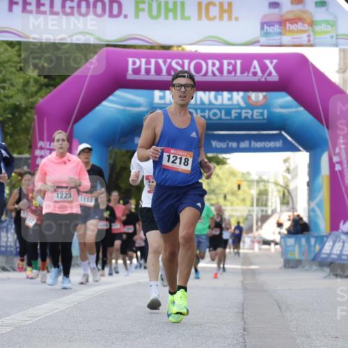 06.09.2026 - CURREX Alsterlauf Yannick Fuchs http://msf.ph/oto/10229605 06.09.2026 11:47:42 Ziel 1059, 1083, 1085, 1135, 1194, 1218, 1333, 8070, 8139 meine-sportfotos.de