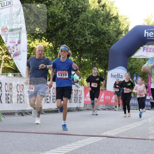 06.09.2026 - CURREX Alsterlauf Yannick Fuchs http://msf.ph/oto/10229620 06.09.2026 11:48:02 Ziel 1009, 1037, 1038, 1098, 1114, 1115, 1225, 1281, 1310, 1334, 8018 meine-sportfotos.de