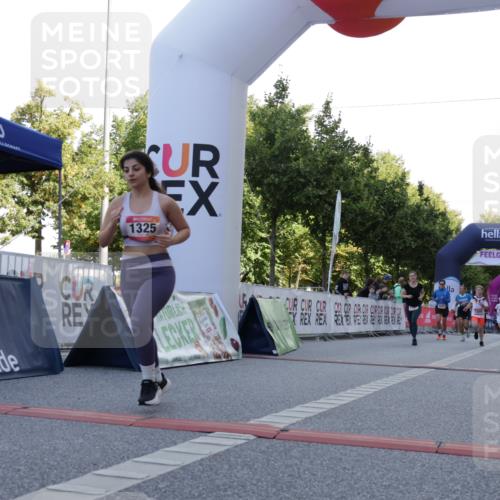 06.09.2026 - CURREX Alsterlauf Yannick Fuchs http://msf.ph/oto/10229645 06.09.2026 11:48:24 Ziel 1040, 1104, 1147, 1164, 1190, 1219, 1244, 1291, 1325, 8239, 8240, 8269, 8270 meine-sportfotos.de