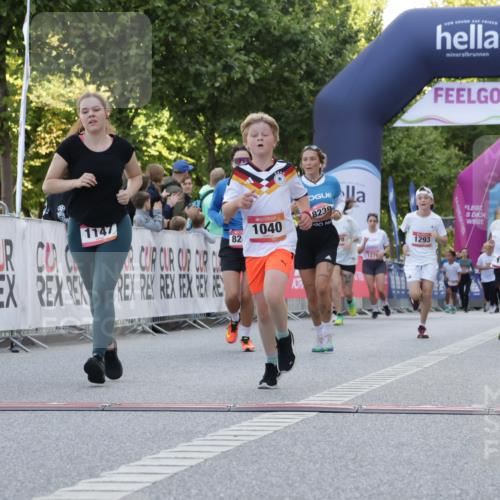 06.09.2026 - CURREX Alsterlauf Yannick Fuchs http://msf.ph/oto/10229648 06.09.2026 11:48:26 Ziel 1034, 1040, 1104, 1147, 1164, 1190, 1219, 1244, 1293, 1325, 8239, 8240 meine-sportfotos.de