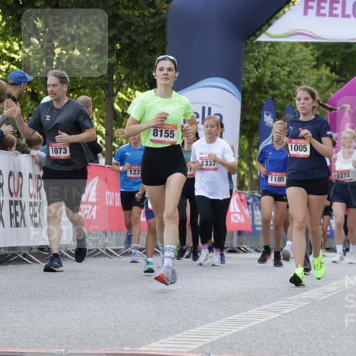 06.09.2026 - CURREX Alsterlauf Yannick Fuchs http://msf.ph/oto/10229665 06.09.2026 11:48:36 Ziel 1005, 1034, 1073, 1164, 1170, 1177, 1265, 1270, 1293, 8155, 8239, 8240 meine-sportfotos.de