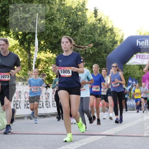 06.09.2026 - CURREX Alsterlauf Yannick Fuchs http://msf.ph/oto/10229673 06.09.2026 11:48:41 Ziel 1005, 1073, 1097, 1170, 1177, 1185, 1222, 1231, 1247, 1260, 1265, 1270, 1272, 1280, 1337, 8110, 8155 meine-sportfotos.de