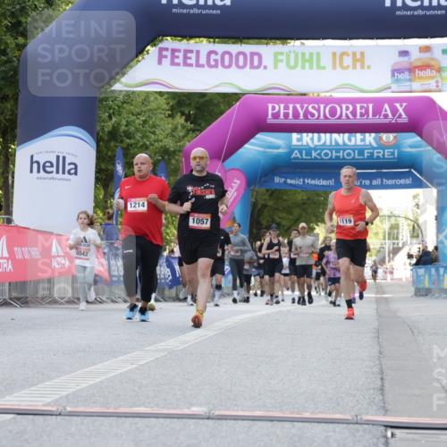 06.09.2026 - CURREX Alsterlauf Yannick Fuchs http://msf.ph/oto/10229715 06.09.2026 11:48:59 Ziel 1013, 1057, 1066, 1119, 1243, 1250, 1273, 1275, 1276, 1326, 8347 meine-sportfotos.de