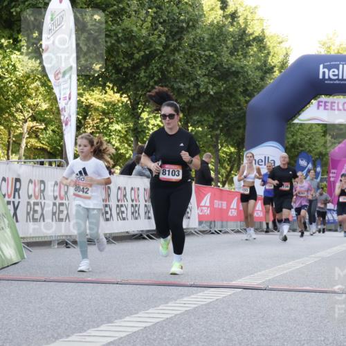 06.09.2026 - CURREX Alsterlauf Yannick Fuchs http://msf.ph/oto/10229732 06.09.2026 11:49:08 Ziel 1057, 1119, 1142, 1214, 1295, 1318, 8042, 8103, 8261 meine-sportfotos.de