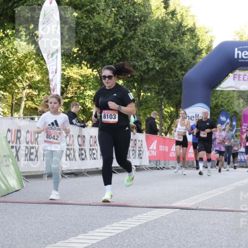 06.09.2026 - CURREX Alsterlauf Yannick Fuchs http://msf.ph/oto/10229734 06.09.2026 11:49:08 Ziel 1057, 1119, 1142, 1214, 1295, 1318, 8042, 8103, 8261 meine-sportfotos.de